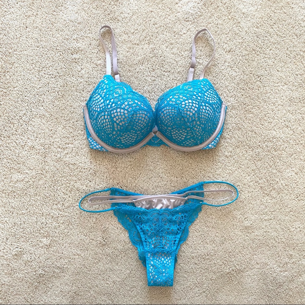 🚫Sold Ⓜ️ercari Victoria’s Secret Very Sexy Set